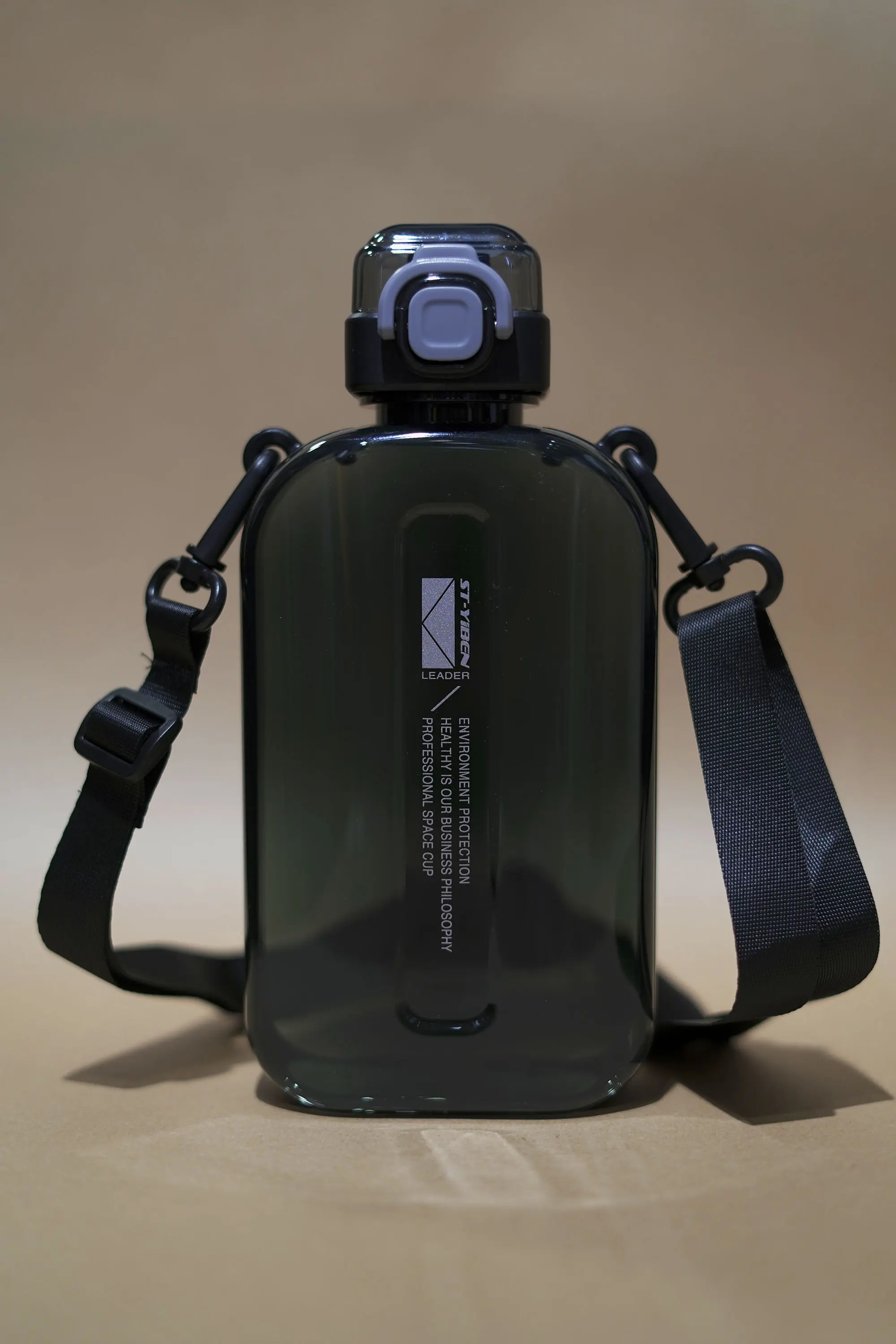 بطری آب کتابی یک لیتری کد7792